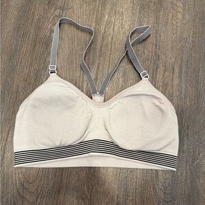 Women’s VSX by Victoria’s Secret Gray Sports Bra Size Medium